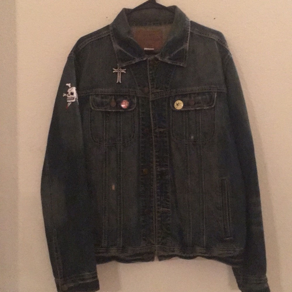 Men’s old navy jean jacket medium